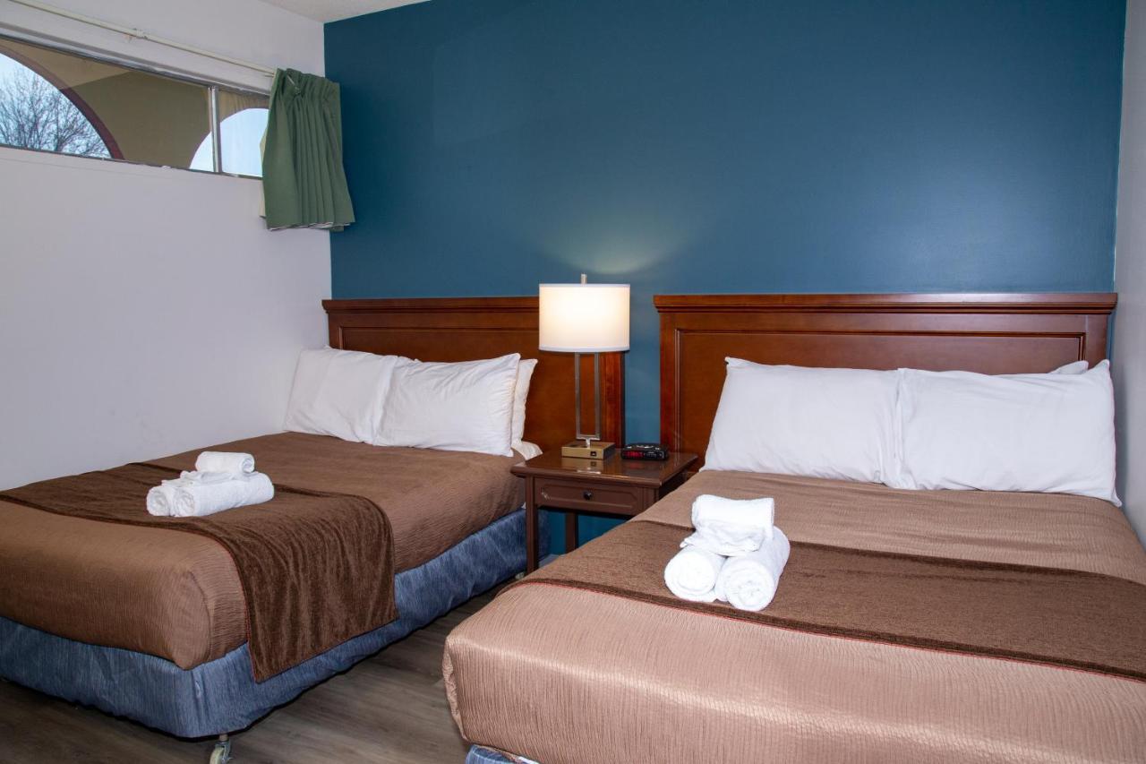 פנטיקטון Spanish Villa Resort מראה חיצוני תמונה