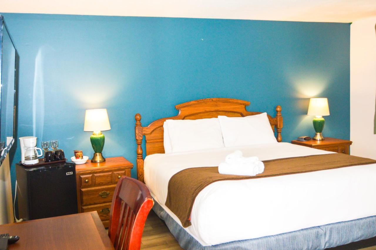 פנטיקטון Spanish Villa Resort מראה חיצוני תמונה