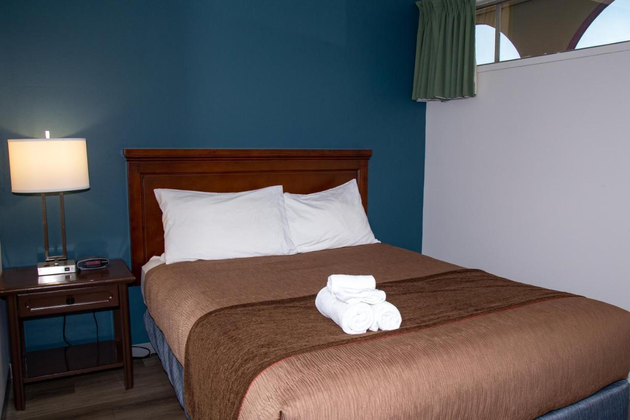 פנטיקטון Spanish Villa Resort מראה חיצוני תמונה